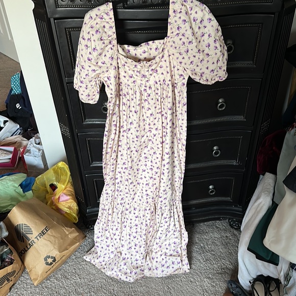 NEW FOURTEENTH PLACE Floral Puff Sleeve Maxi Dress Size M - Picture 11 of 11